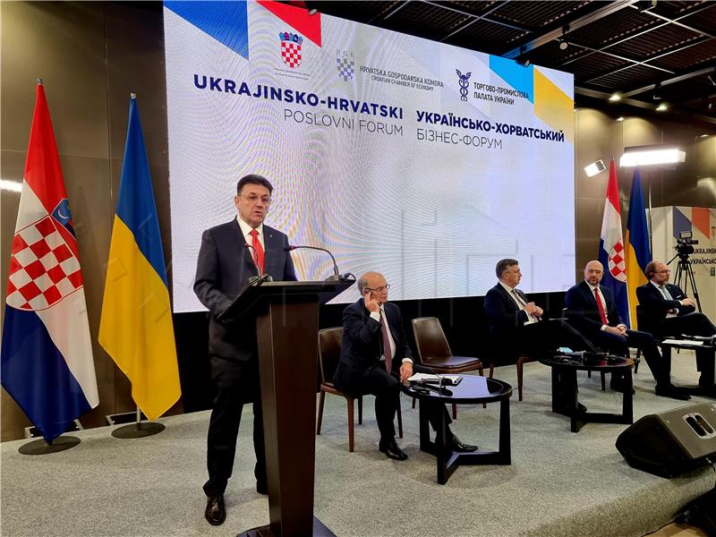 Numerous Croatian, Ukrainian companies attend economic forum in Kiev