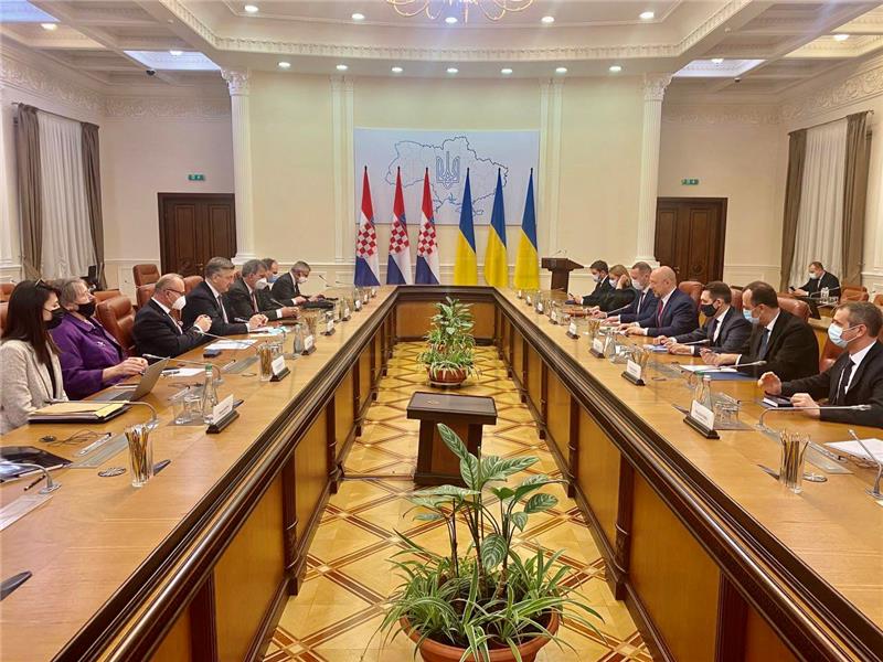 PM: Croatia's relationship with Ukraine is in no way against Russia