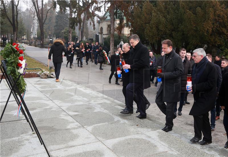 Plenković položio vijenac u povodu obljetnice smrti Franje Tuđmana