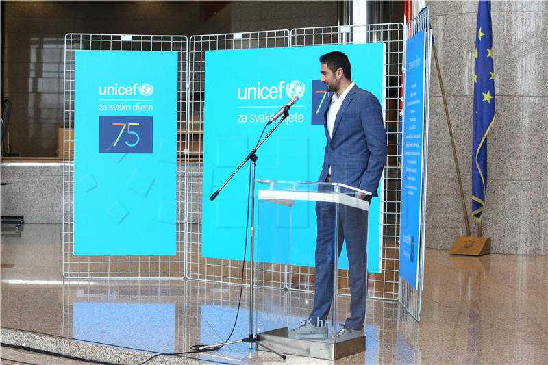 Otvorena izložba "75 godina UNICEF-a u Hrvatskoj"