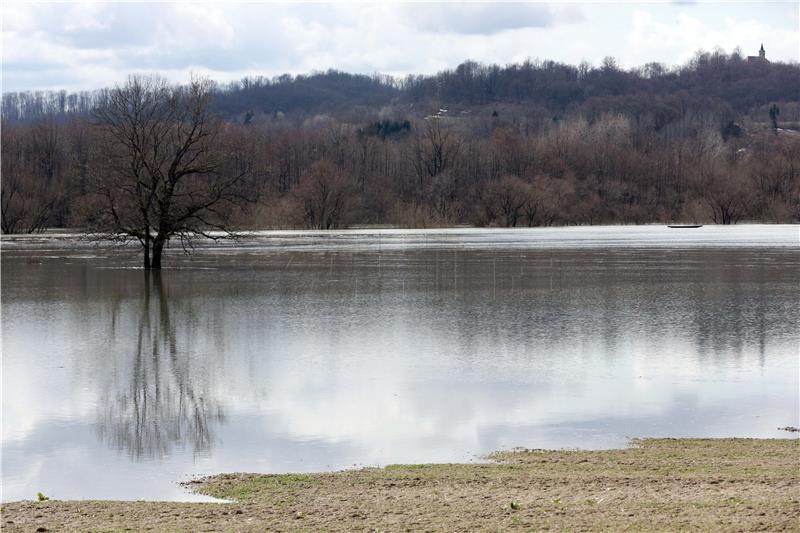 Search still ongoing for 10-year-old migrant girl gone missing in Dragonja river