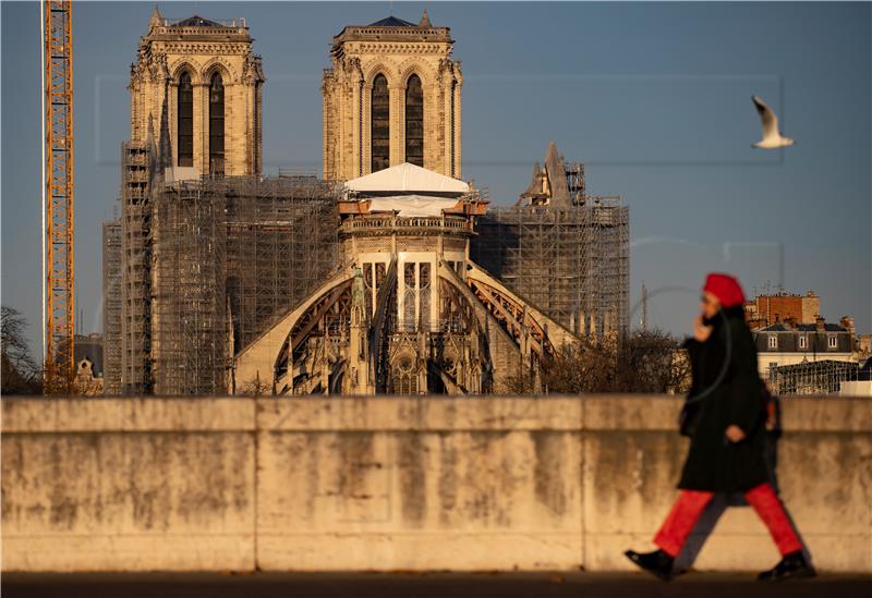 FRANCE NOTRE DAME RENOVATION CONTROVERSY