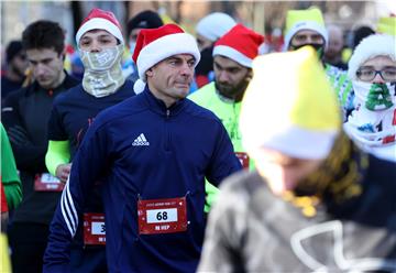 Humanitarna i kostimirana utrka Zagreb Advent Run