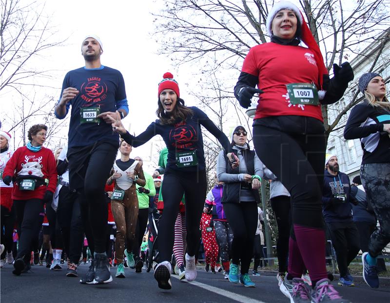 Humanitarna i kostimirana utrka Zagreb Advent Run