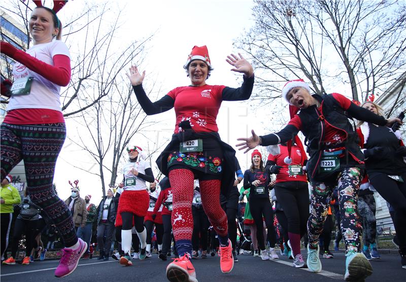 Humanitarna i kostimirana utrka Zagreb Advent Run