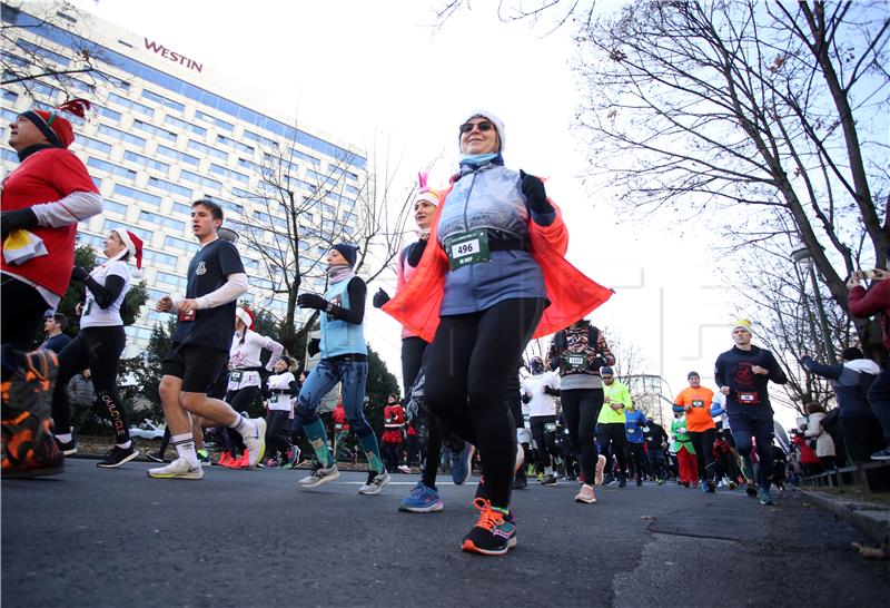 Humanitarna i kostimirana utrka Zagreb Advent Run