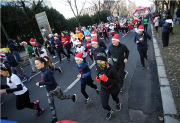 Zagreb Advent Run: Više od 2000 sudionika trčalo za žene oboljele od raka