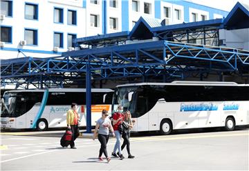 SSSH i HUP: Potpisati ugovore između županija i autobusera