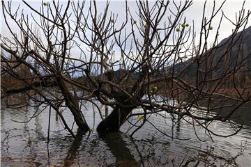 Smanjuje se  poplavljeno područje općine Dicma