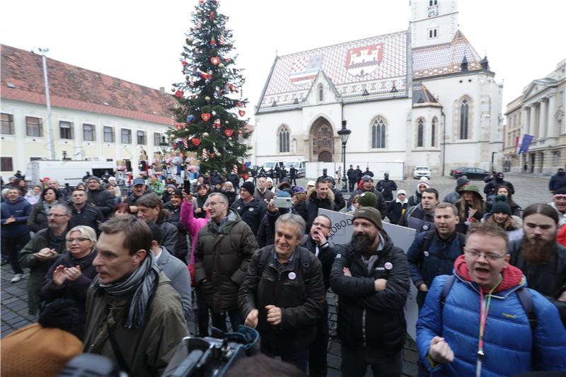 Inicijativa Prava i slobode prosvjeduje na markovom trgu