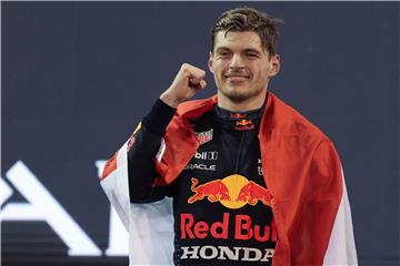 Formula: Mercedes odustaje od tužbe, Verstappen prvak