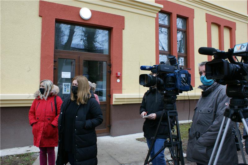 Varaždin: Covid pozitivni pacijenti više se neće pregledavati u kontejnerima