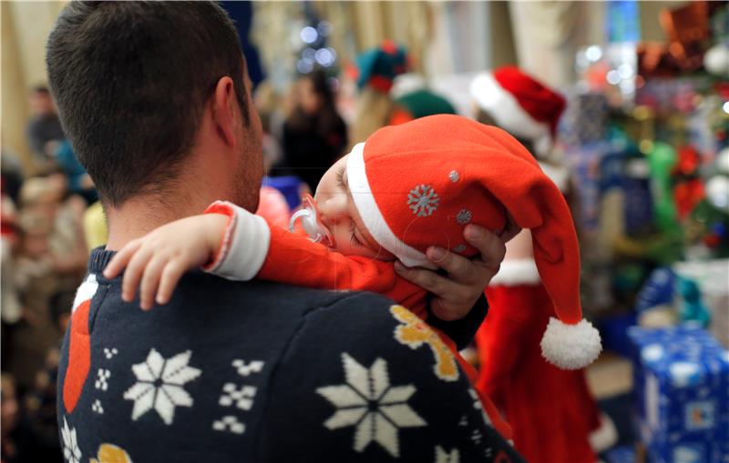 Most Croatians to spend up to HRK 500 on Christmas gifts