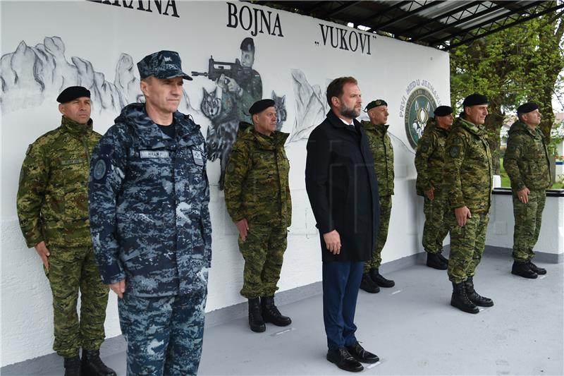 Defence minister commends Croatian participants in KFOR mission