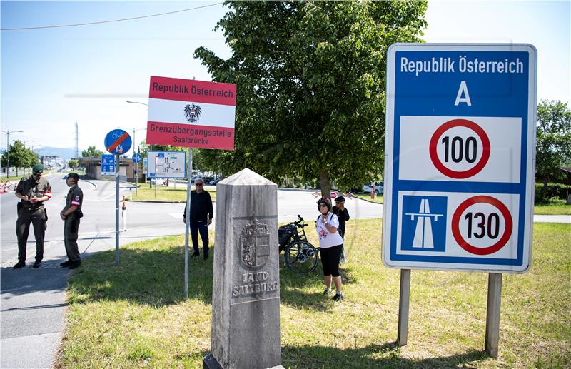 Od ponedjeljka stroži uvjeti za ulazak u Austriju, traže se tri doze