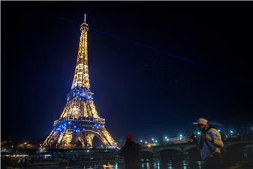 Pariz zbog covida-19 otkazao novogodišnje proslave