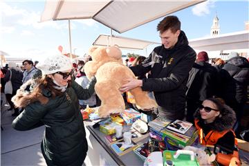 Humanitarna akcija udruge MoSt "A di si ti?!"