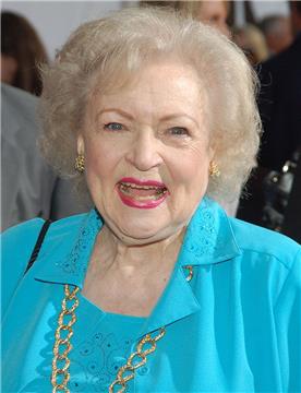 Betty White u siječnju slavi sto godina i poziva Amerikance na party u kino 