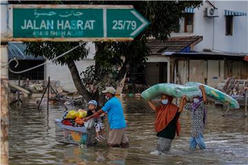 epaselect MALAYSIA FLOOD HEAVY RAIN