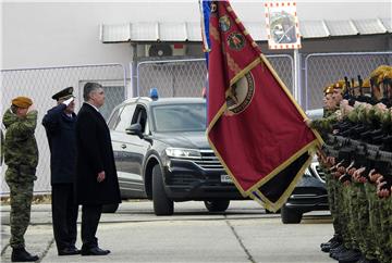 Milanović posjetio vojarnu 7. gardijske brigade „Pume“ u Varaždinu