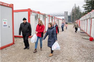 Caritas podijelio više od tisuću paketa stradalima u potresu