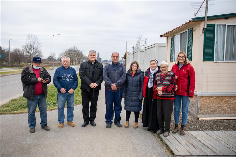 Caritas podijelio više od tisuću paketa stradalima u potresu