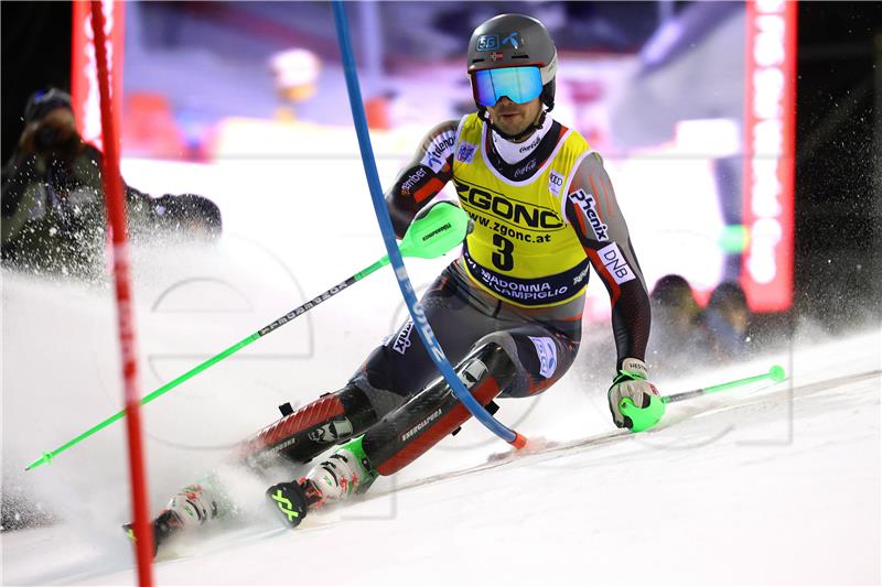 Slalom: Foss-Solevaag najbolji u Madonni, Zubčić 16.