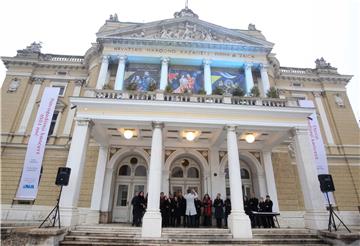 Božićni koncert ispred Zajca