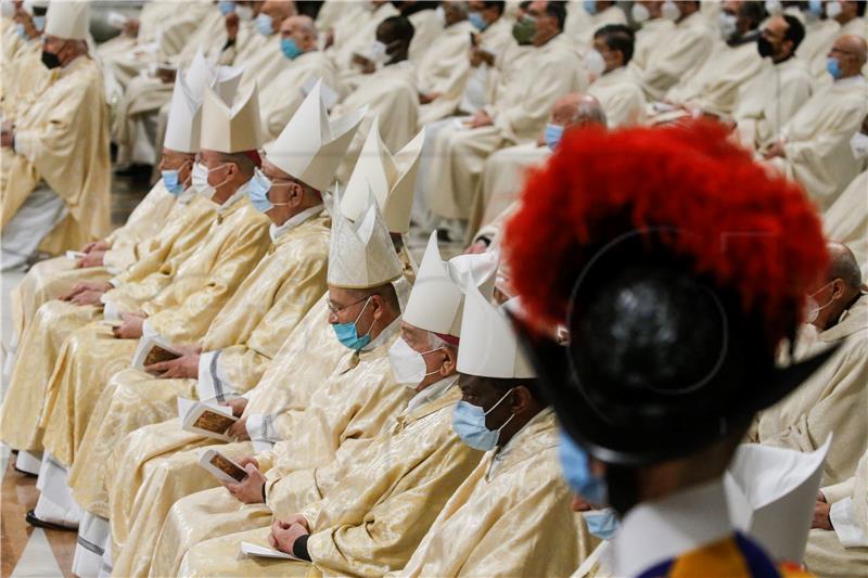 VATICAN CHRISTMAS​ EVE MASS