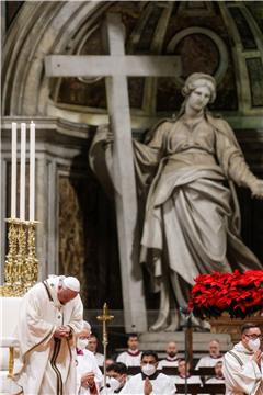 VATICAN CHRISTMAS​ EVE MASS