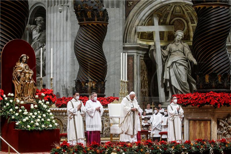 VATICAN CHRISTMAS​ EVE MASS