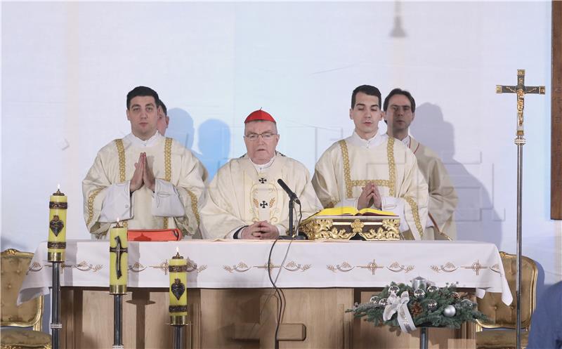 Svečano euharistijsko slavlje svetkovine Božića koje je predvodio Josip Bozanić