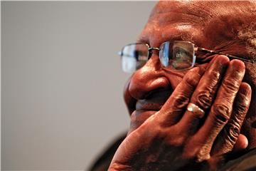 Desmond Tutu - junak borbe protiv apartheida i neumorni borac za "duginu naciju"