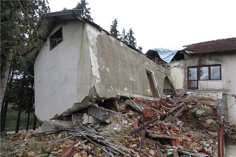 Banija, zahvalna donatorima, „raspala“ se na uske zajednice