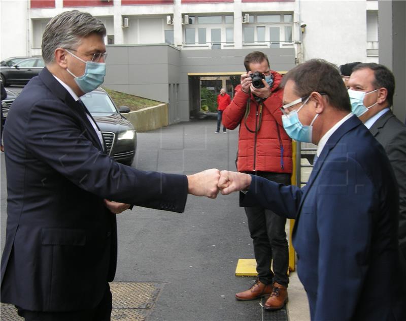 Premijer Plenković posjetio sisačku Opću bolnicu dr. Ivo Pedišić