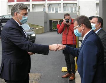 Premijer Plenković posjetio sisačku Opću bolnicu dr. Ivo Pedišić