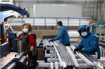 Croatia's industrial output rises for 12 months in row