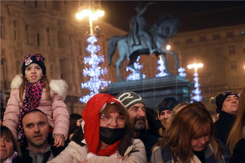 Doček Nove godine na zagrebačkom Trgu bana Josipa Jelačića