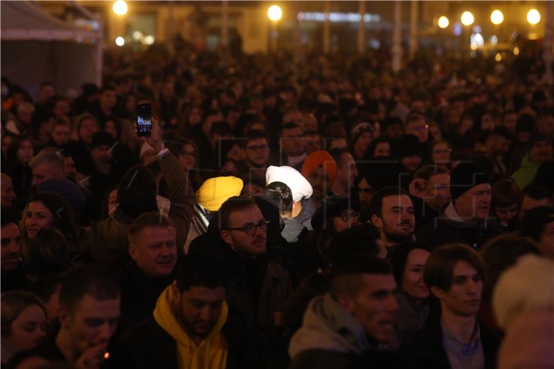 Doček Nove godine na zagrebačkom Trgu bana Josipa Jelačića