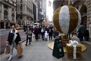 Umrla hrabra dadilja iz New Yorka koja je spasila bebu pred naletom kamiona