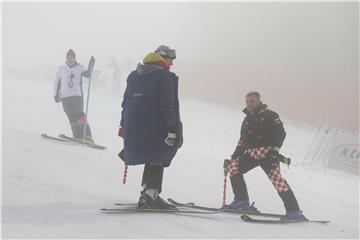 Pripreme pred početak  Audi FIS World Cup "Snow Queen Trophy" 2022