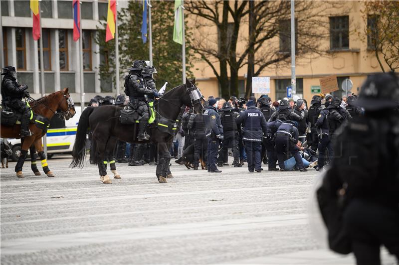 Slovenija: preko 4000 zaraza, nova pravila za karantenu