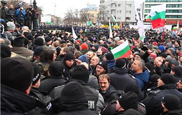 BULGARIA PROTEST GREEN CERTIFICATE