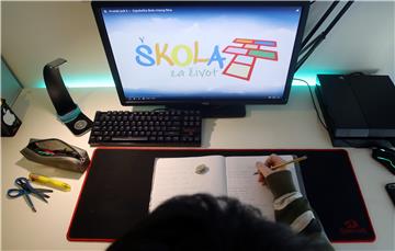  Splitsko-dalmatinska županija: U osam škola online nastava