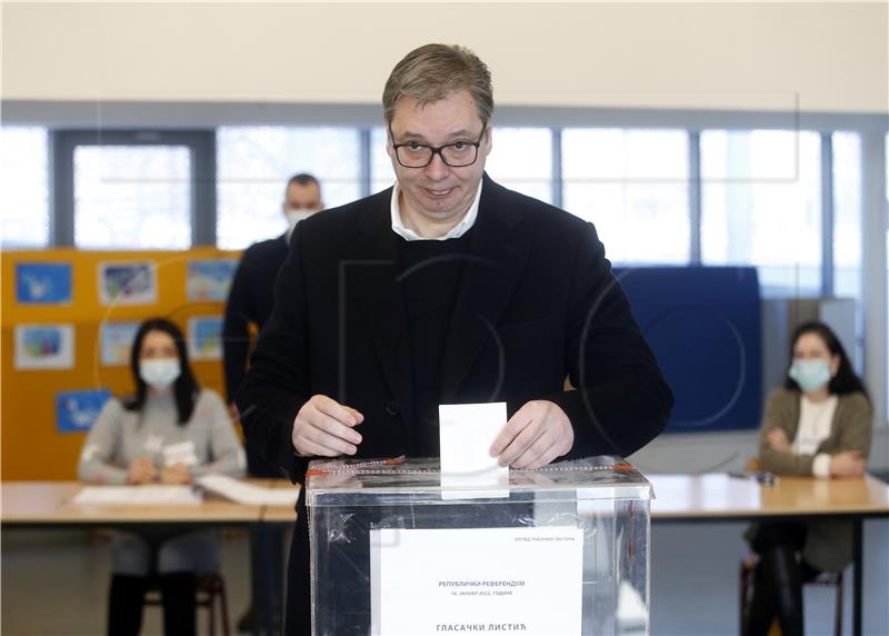 Vučić declares referendum on constitutional amendments successful