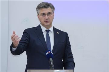 Plenković održao predavanje na Pravnom fakultetu