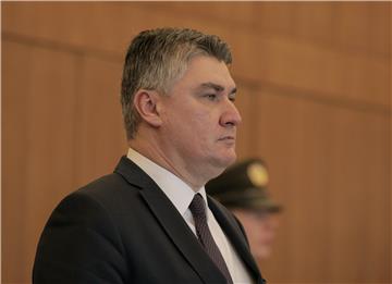 Milanović odlikovao kardinala Puljića