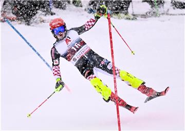 Kitzbuehl - slalom: Zubčić i Kolega u drugoj vožnji, Vinatzer vodi