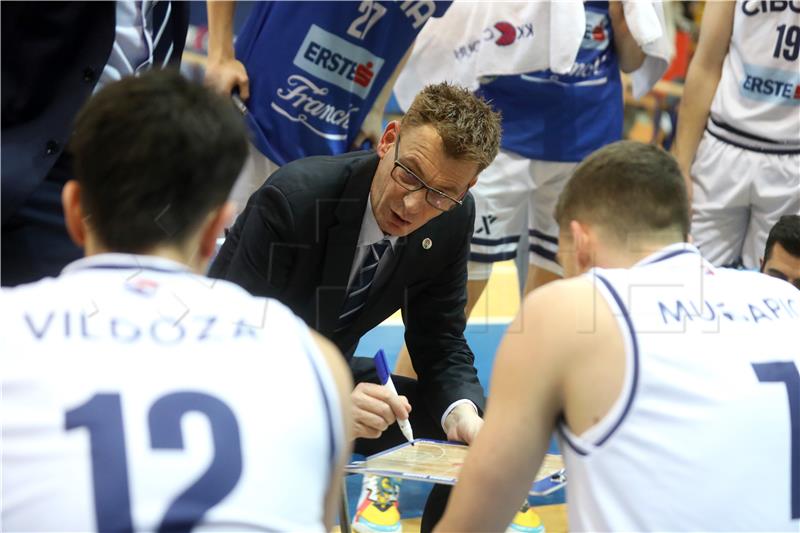  Utakmica četvrtfinala Kupa Krešimira Ćosića: KK Cibona -  KK Dubrava Furnir