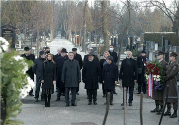 Saborsko izaslanstvo na Mirogoju odalo počast žrtvama holokausta